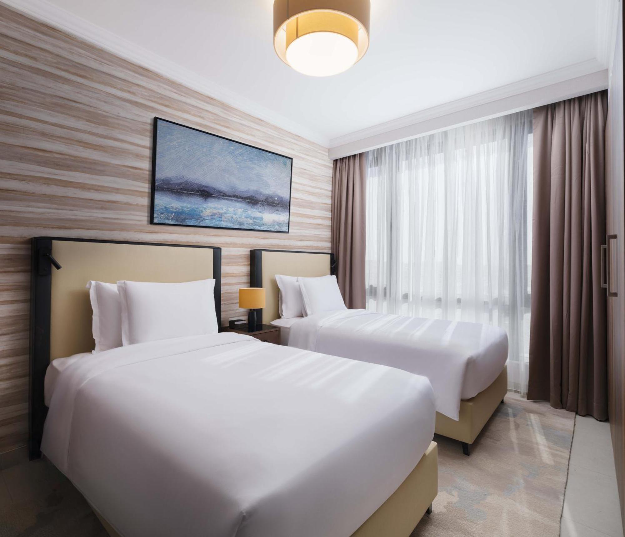Doubletree By Hilton Muscat Qurum Exterior photo